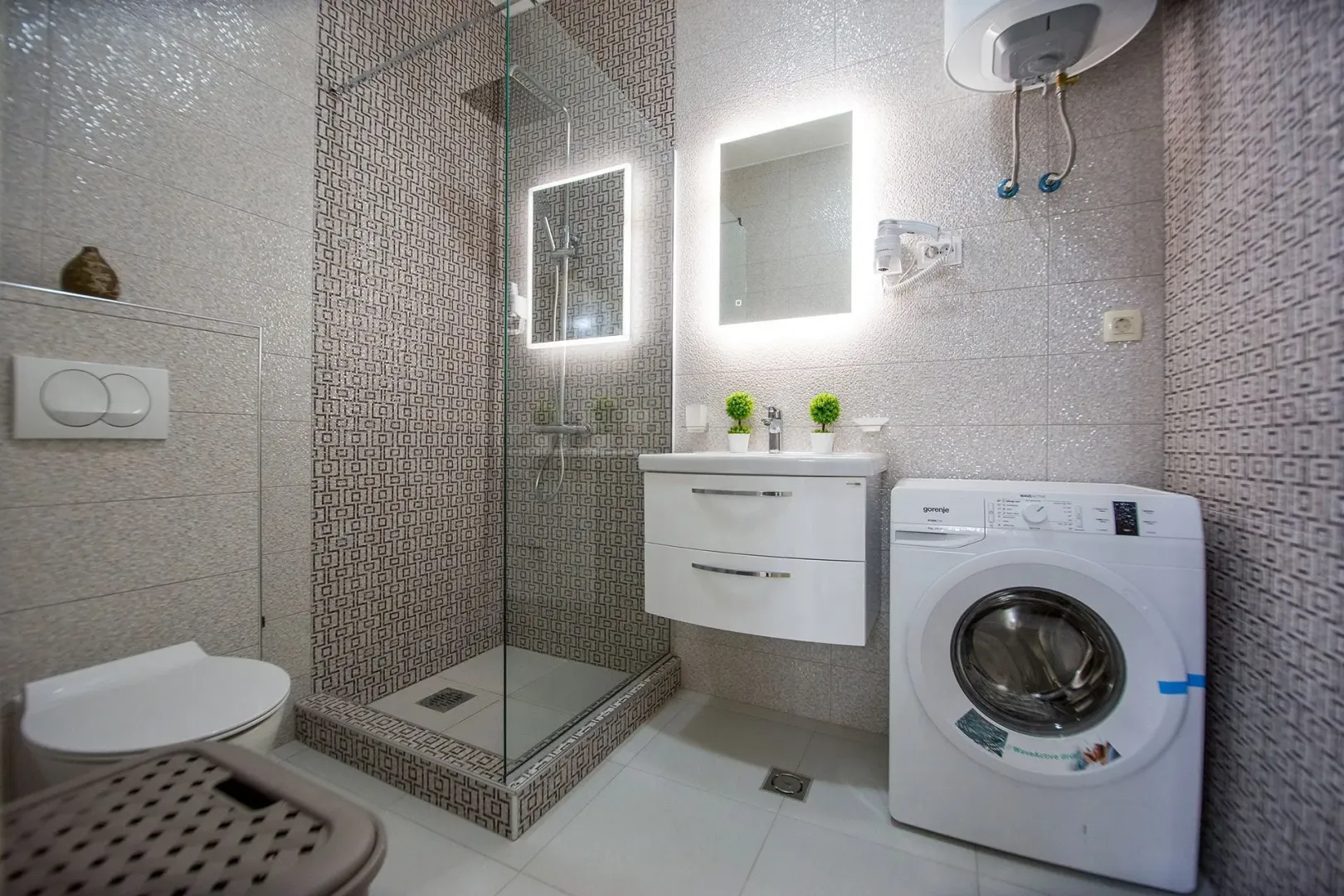 Prodaja, dvosoban stan, 51m², Bečići, Budva