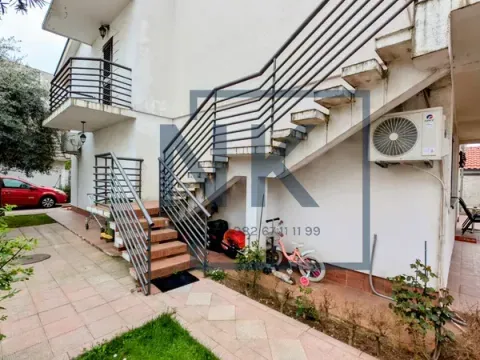 Izdavanje, jednosoban stan, 60m², Blok 9, Podgorica