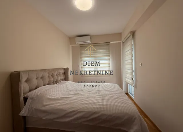 Bedroom with a double bed.