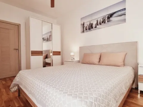 Sale, one bedroom apartment, 48m², Bečići, Budva - image 4