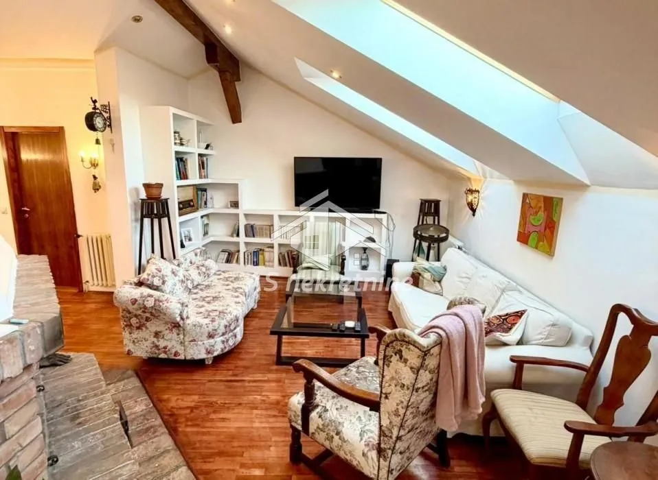 Rent, apartment, 200m², Stari Grad, Beograd