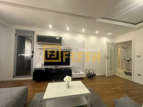 Prodaja, jednosoban stan, 51m², Stari Aerodrom, Podgorica - image 2