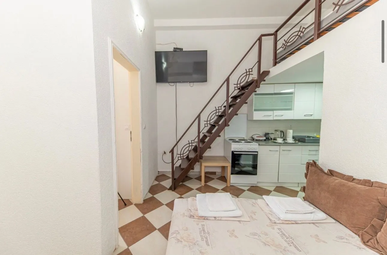 Rent, one bedroom apartment, 28m², Sutomore, Bar