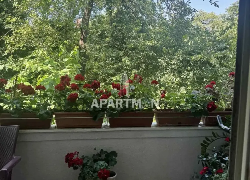 Sale, three bedroom apartment, 101m², Senjak, Beograd