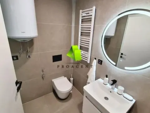 Izdavanje, poslovni prostor, 50m², Medijana, Niš - image 17