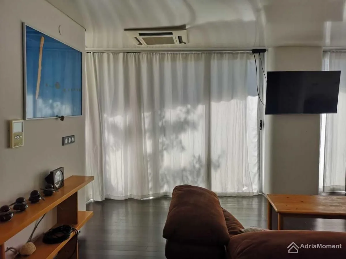 Sale, house, 350m², Prijevor, Budva