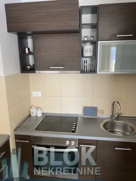 Izdavanje, jednosoban stan, 55m², Preko Morače, Podgorica - image 12