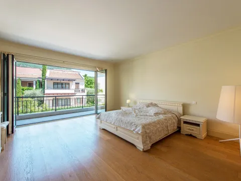 Izdavanje, dvosoban stan, 148m², Porto Montenegro, Tivat - image 8