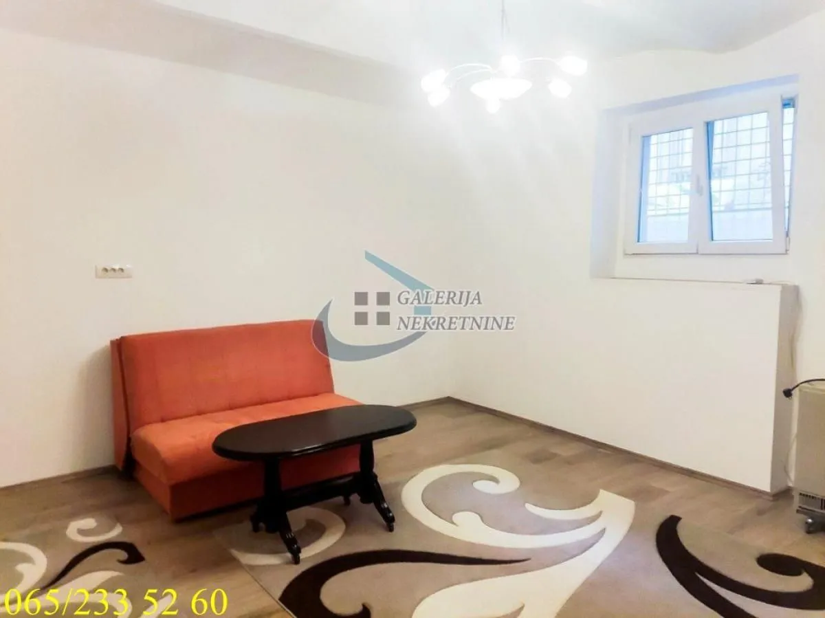 Prodaja, jednosoban stan, 36m², Vračar Hram, Vračar Sve Podlokacije