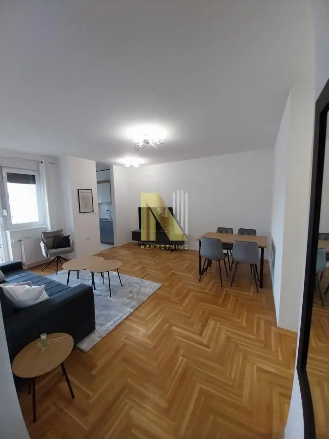 Izdavanje, četvorosoban stan, 70m², Podbara, Novi Sad Sve Podlokacije