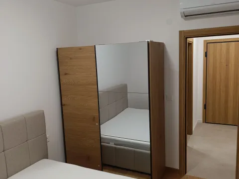 Rent, one bedroom apartment, 45m², City Kvart, Podgorica - image 8