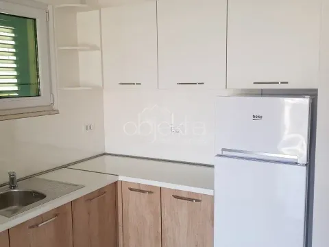 Izdavanje, stan, 42m², Tivat, Crna Gora - image 4