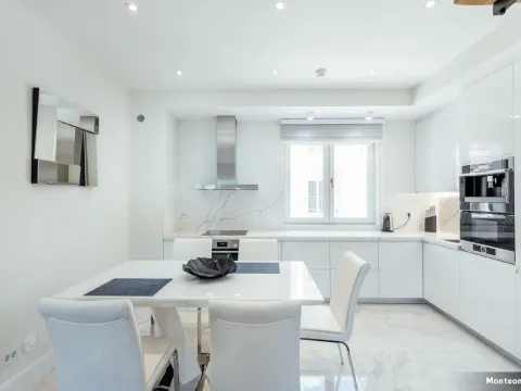 Prodaja, trosoban stan, 133m², Herceg Novi, Crna Gora - image 13