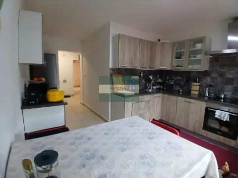 Prodaja, kuća, 218m², Vrnjačka Banja, Srbija - image 35