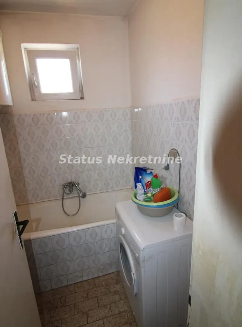 Prodaja, kuća, 104m², Titel, Novi Sad
