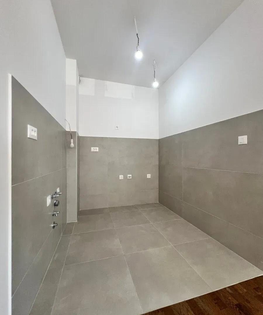 Prodaja, jednosoban stan, 46m², Stari Aerodrom, Podgorica