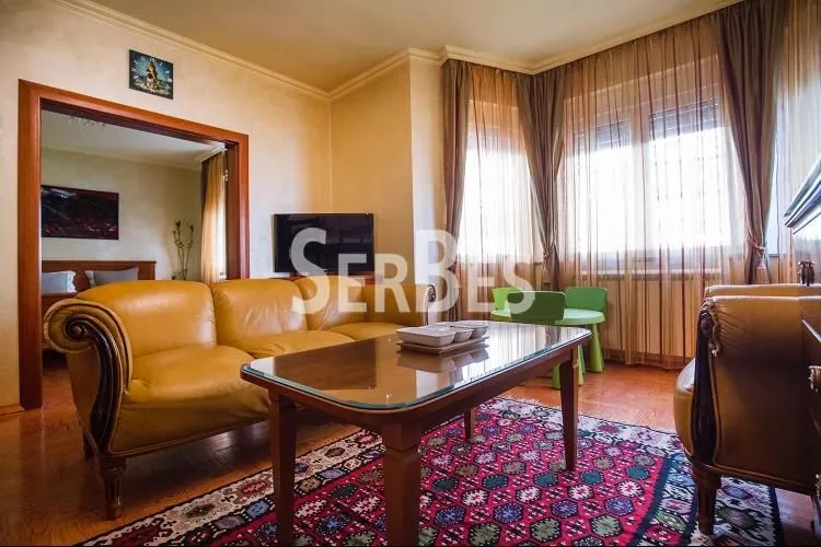 Sale, house, 300m², Betanija, Novi Sad Sve Podlokacije