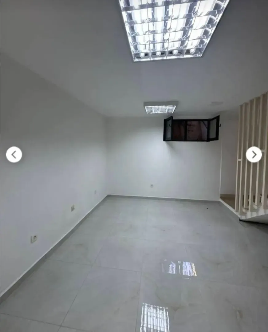 Sale, office space, 64m², Lepa Kata, Podgorica