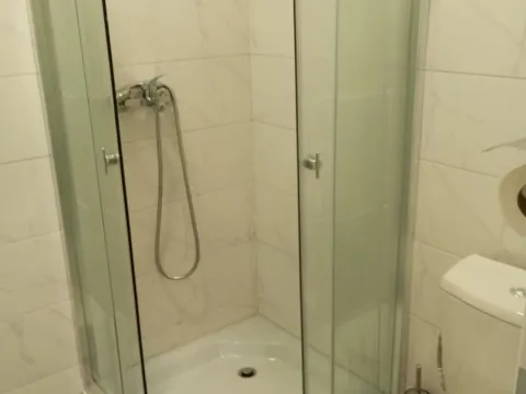 Prodaja, garsonjera, 27m², 1 maj, Podgorica - image 9
