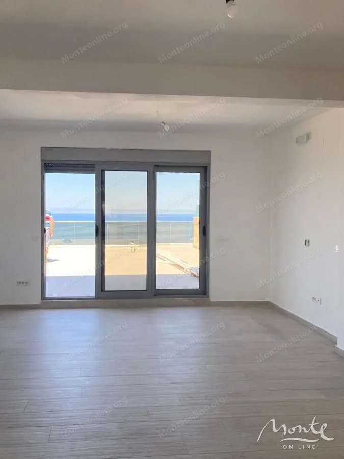 Sale, two bedroom apartment, 77m², Dobre Vode, Bar