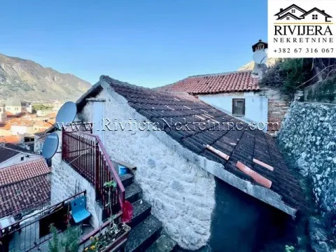 Prodaja, jednosoban stan, 33m², Centar, Kotor - image 4