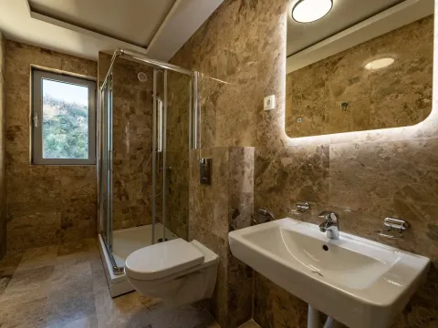 Sale, three bedroom apartment, 160m², Pržno, Budva - image 14