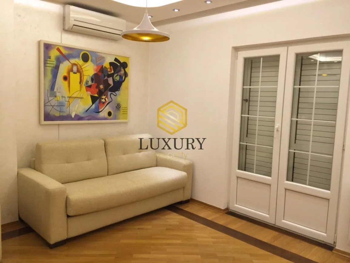 Rent, house, 320m², Donja Gorica, Podgorica