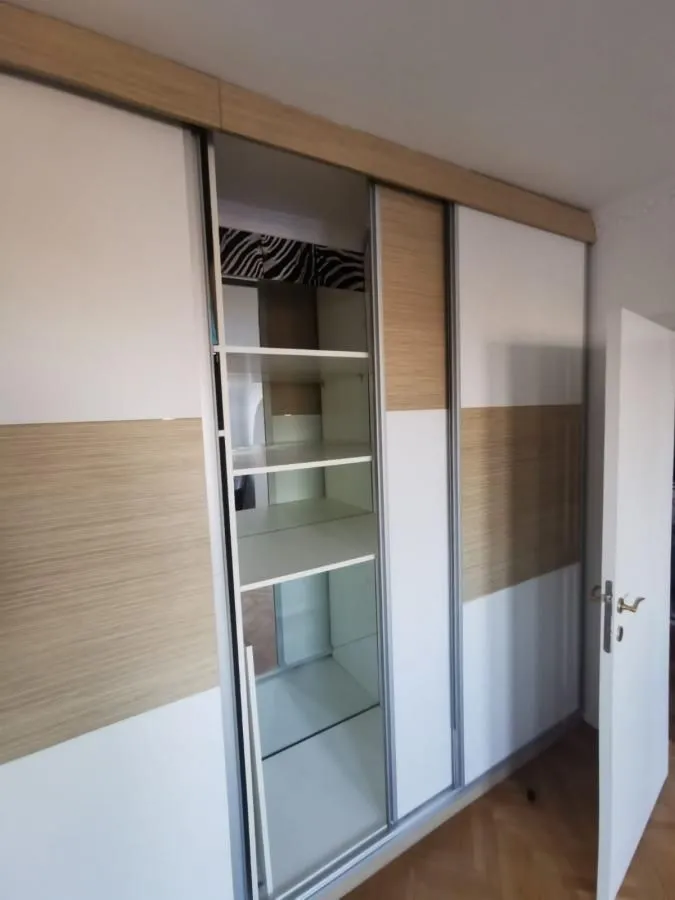 Izdavanje, jednosoban stan, 40m², Novi Beograd Blok 10, Novi Beograd Sve Podlokacije