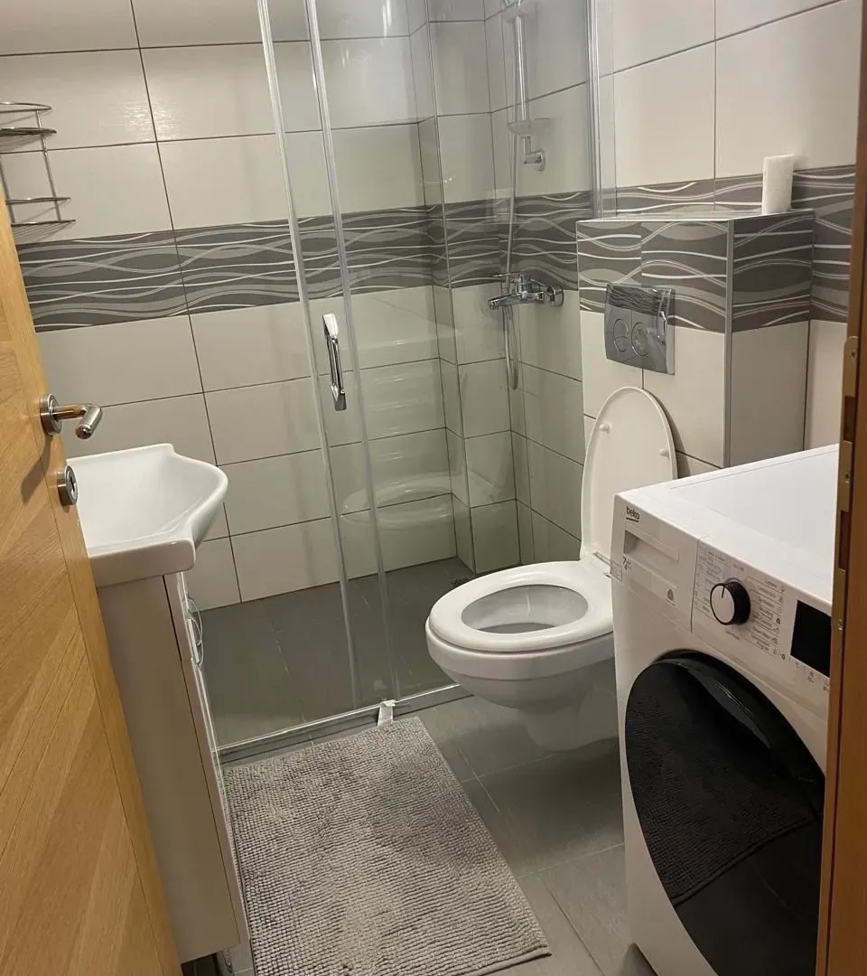 Rent, one bedroom apartment, 45m², Centar, Tivat