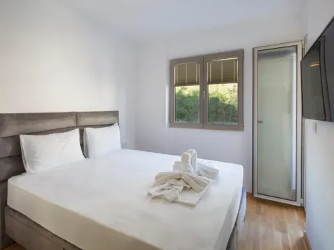 Prodaja, dvosoban stan, 55m², Bečići, Budva - image 16