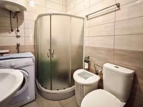 Izdavanje, jednosoban stan, 42m², Ljubović, Podgorica - image 8