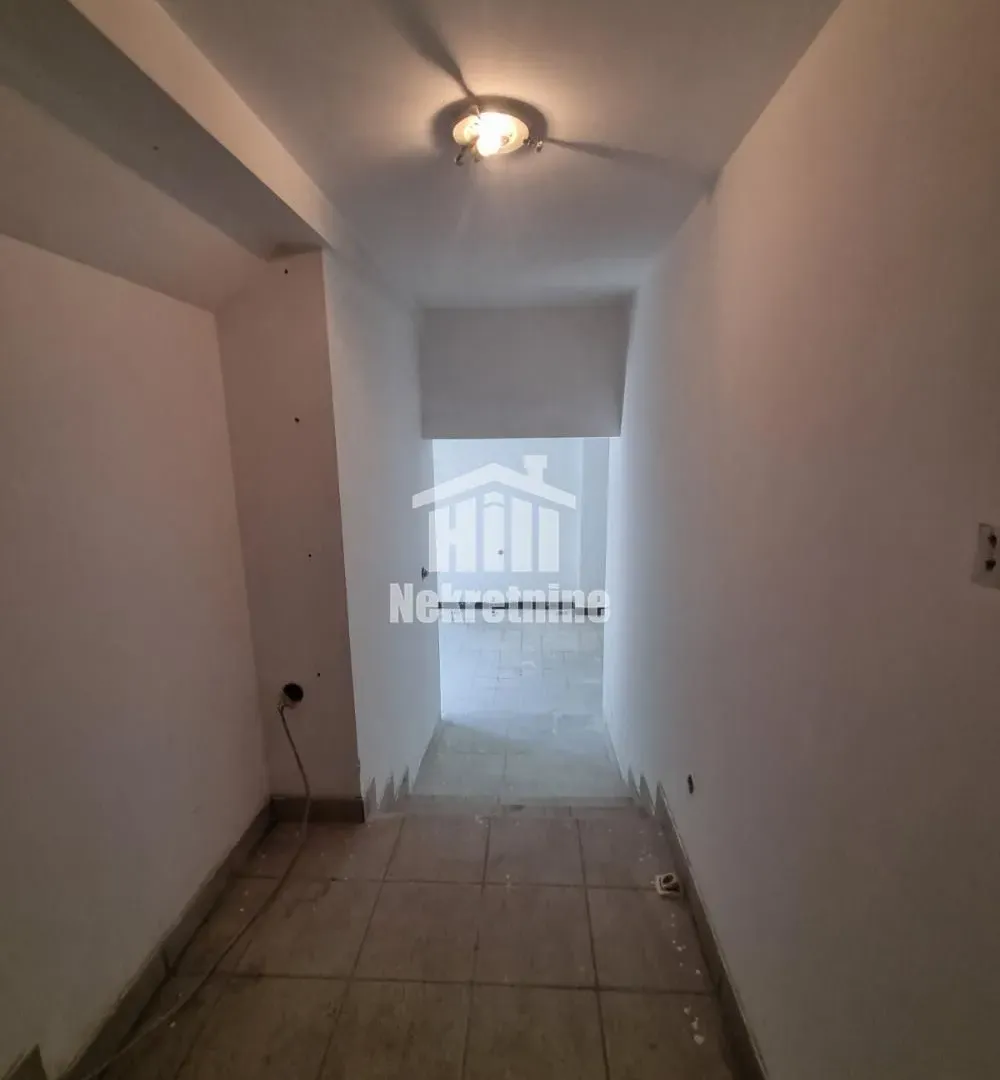Prodaja, dvosoban stan, 70m², Zemun Novi Grad, Zemun Sve Podlokacije