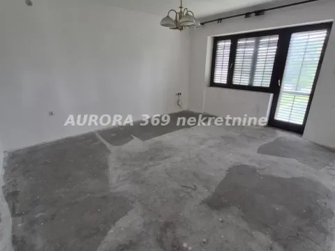 Sale, house, 254m², Ruma, Srbija - image 10