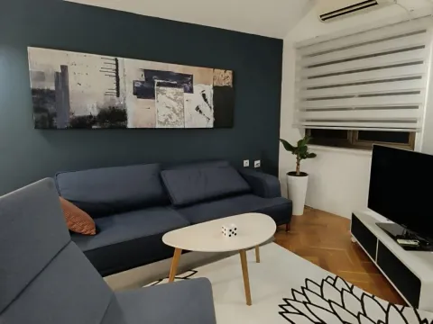 Izdavanje, jednosoban stan, 35m², Podgorica, Crna Gora - image 6