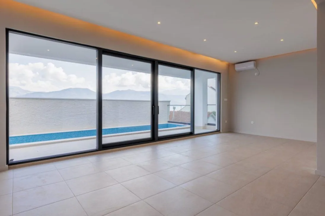 Sale, house, 200m², Krašići, Tivat