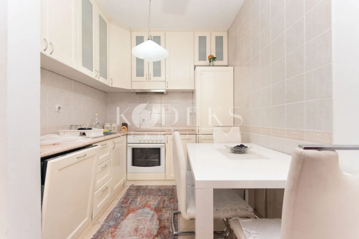Izdavanje, dvosoban stan, 57m², Preko Morače, Podgorica