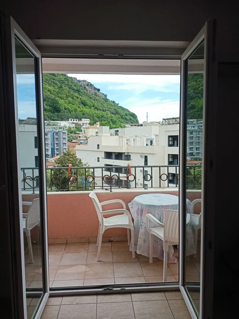Rent, studio apartment, 30m², Rafailovići, Budva