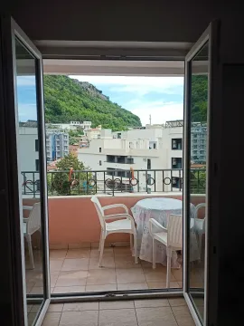 Rent, studio apartment, 30m², Rafailovići, Budva - image 4