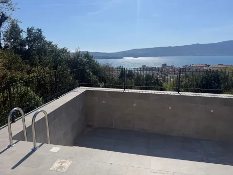 Rent, two bedroom apartment, 72m², Tripovići, Tivat - image 15