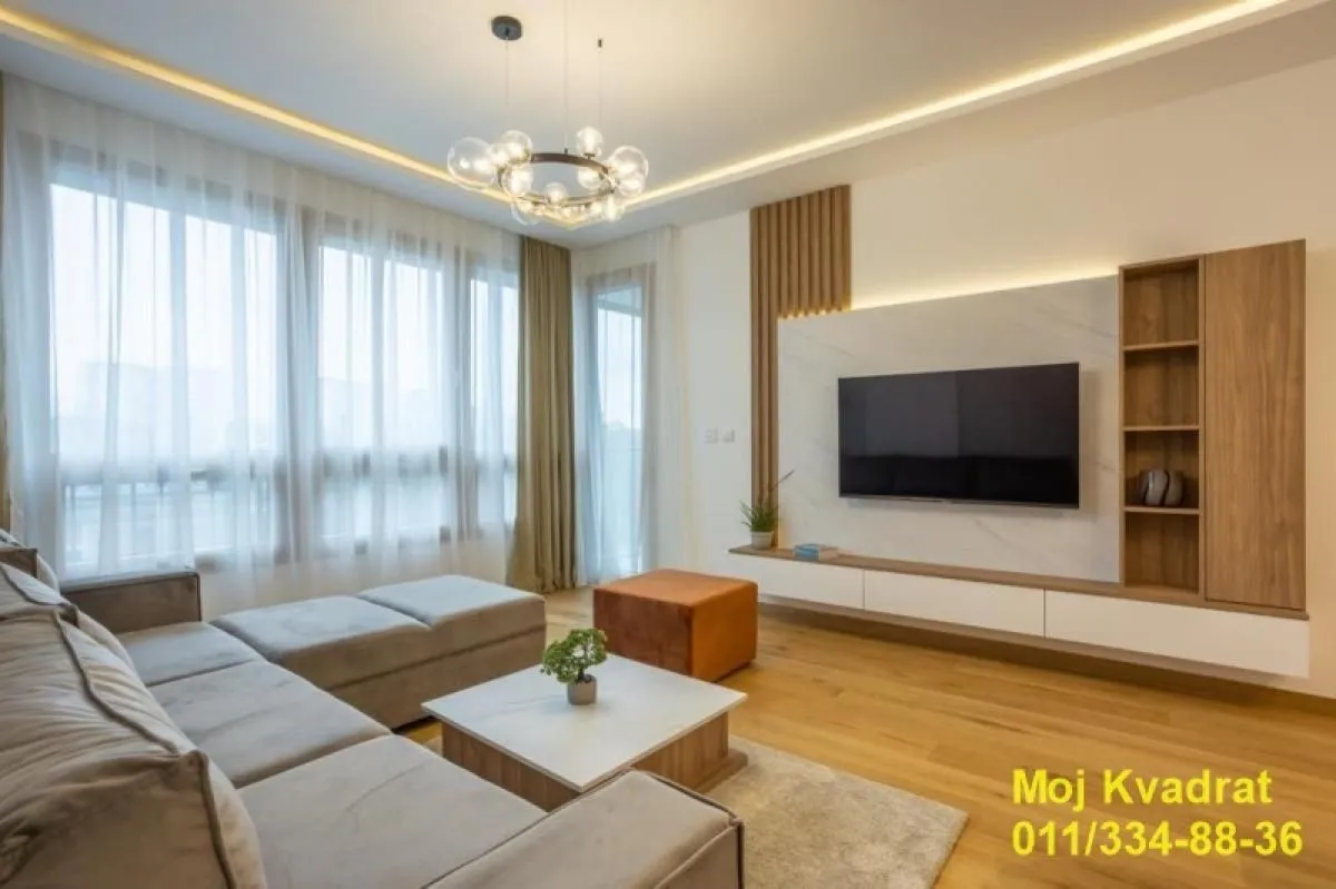 Izdavanje, dvosoban stan, 55m², Novi Beograd Blok 65, Novi Beograd Sve Podlokacije