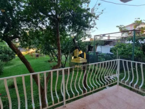 Sale, house, 250m², Stari Aerodrom, Podgorica - image 4