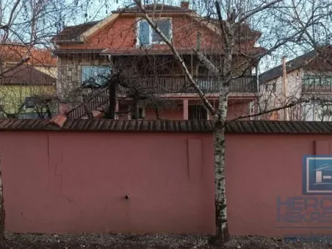 Prodaja, kuća, 500m², Despotovac, Srbija - image 13