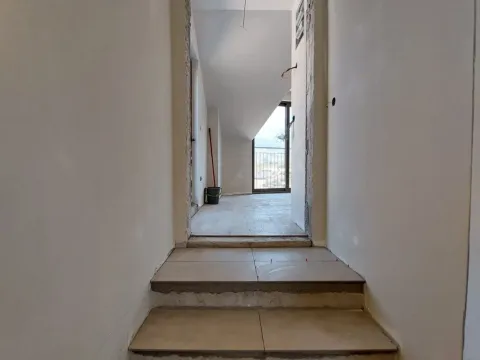 Sale, two bedroom apartment, 90m², Dumidran, Tivat - image 3