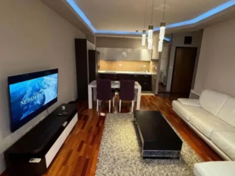 Izdavanje, jednosoban stan, 53m², City Kvart, Podgorica - image 2