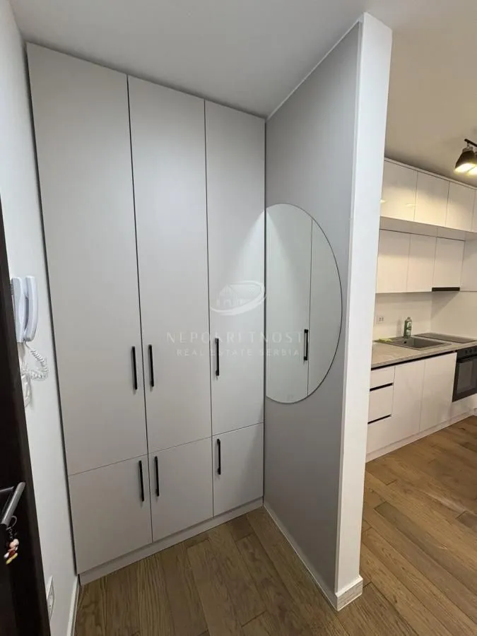 Izdavanje, jednosoban stan, 45m², Lekino Brdo, Voždovac Sve Podlokacije