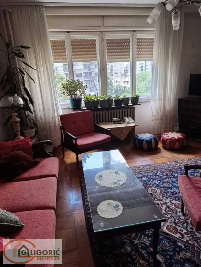Prodaja, dvosoban stan, 75m², Neimar, Vračar Sve Podlokacije