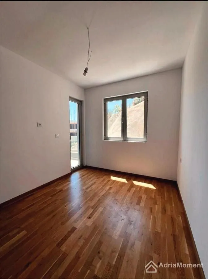 Sale, two bedroom apartment, 62m², Bečići, Budva