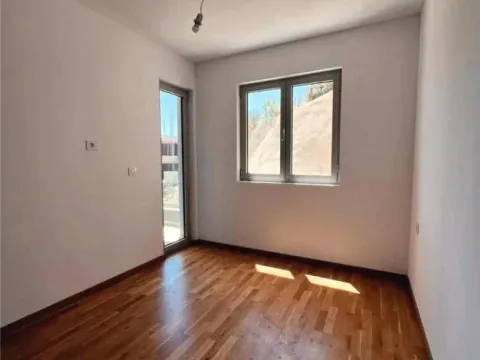 Sale, two bedroom apartment, 62m², Bečići, Budva - image 7