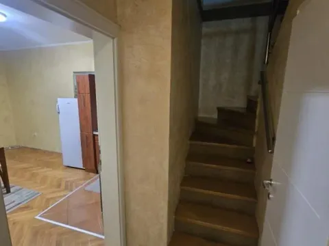 Izdavanje, četvorosoban stan, 105m², Rotkvarija, Novi Sad Sve Podlokacije - image 8