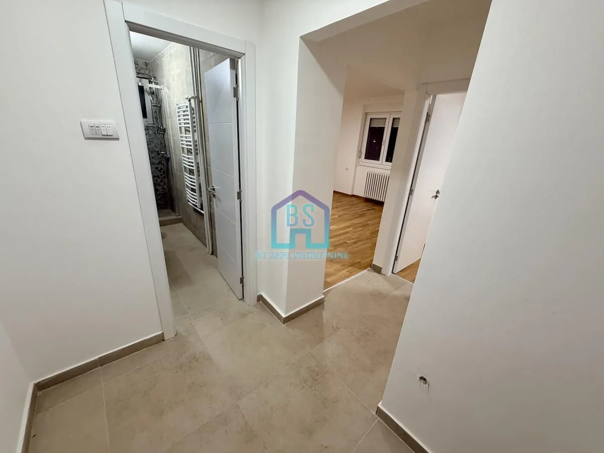 Prodaja, dvosoban stan, 54m², Sajmište, Novi Sad
